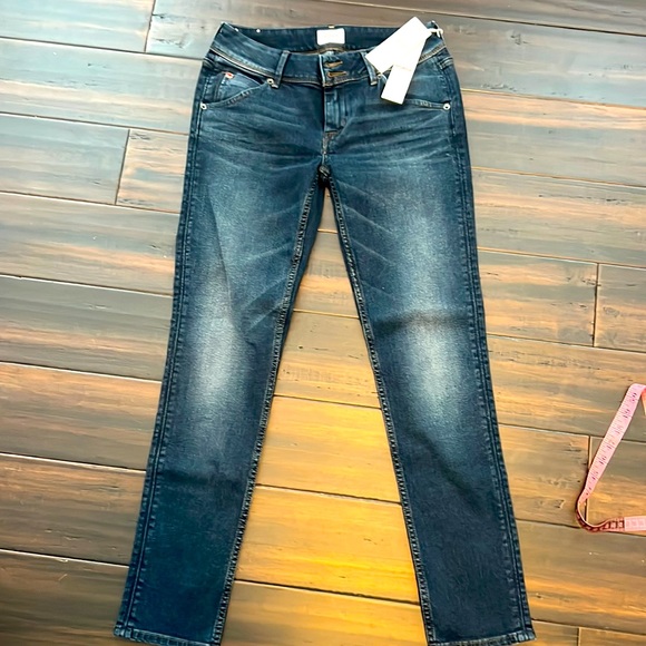 NWT HUDSON
Collin Mid-Rise Skinny ankle Jeans - Picture 2 of 9